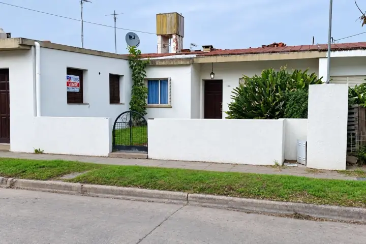 Casa en venta en Barrio Bello Horizonte, Villa María — COD-001