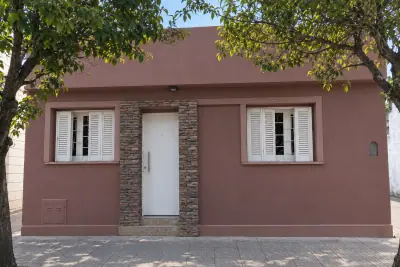 Foto 1 de COD-010: Frente — Casa en venta en Barrio Ameghino, Villa María