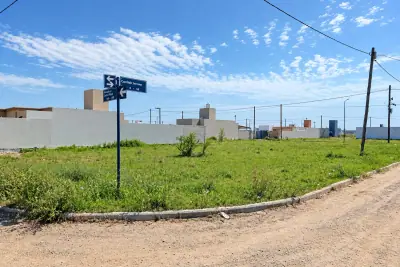 Foto 3 de COD-024: Vista de esquina — Terreno en venta en Barrio Jardines del Hípico, Villa María